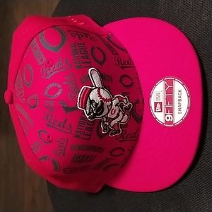 Limited Cincy Reds Snapback